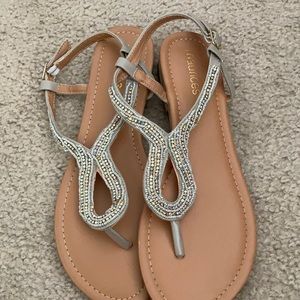 Maurices sandal